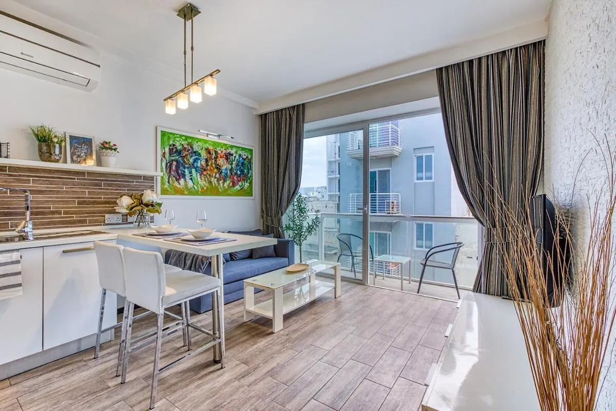 Stylish 1Bedroom Studio In The Heart Of St Julians 302 Saint Julian's Apartment
